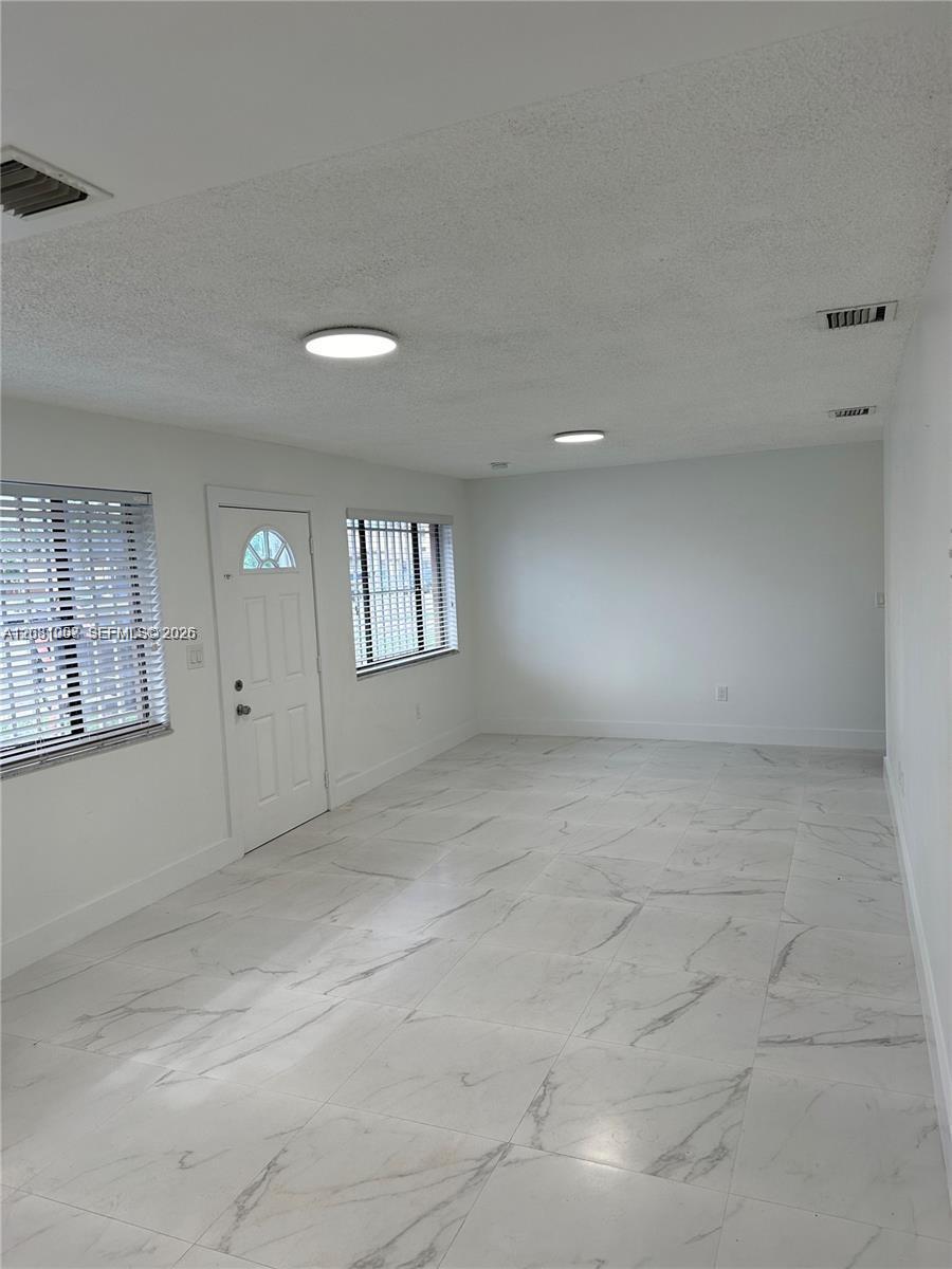 324 E 34th # 1, Hialeah FL 33013 photo 2