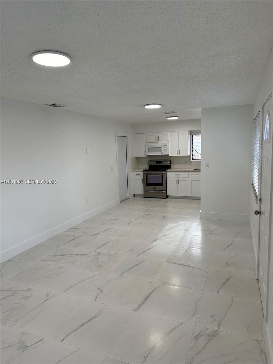 324 E 34th # 1, Hialeah FL 33013 photo 3