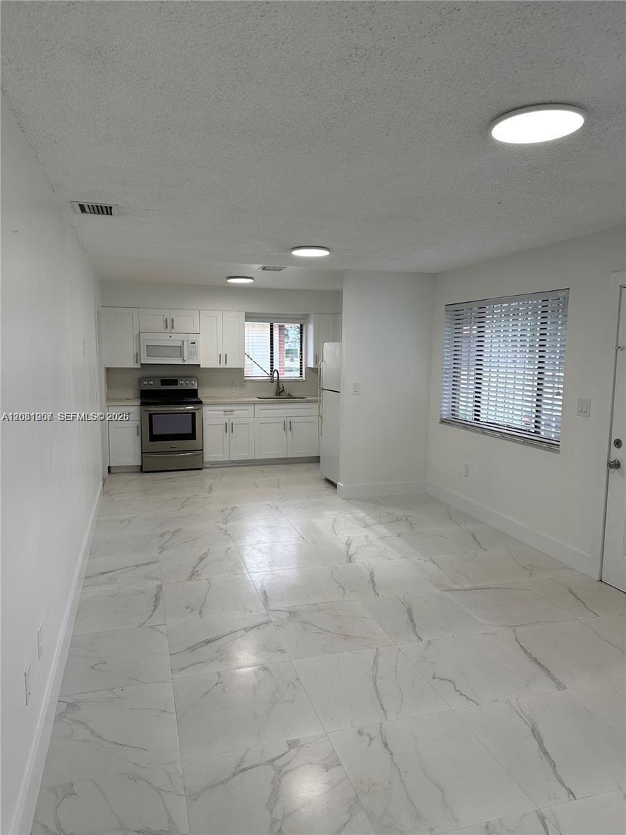 324 E 34th # 1, Hialeah FL 33013 photo 5
