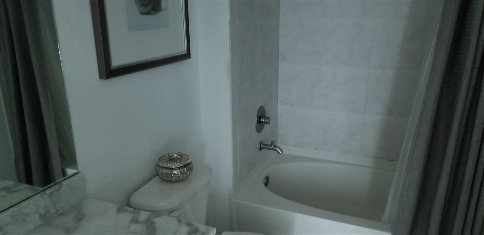 951 BRICKELL Avenue # 2402, Miami FL 33131 photo 5