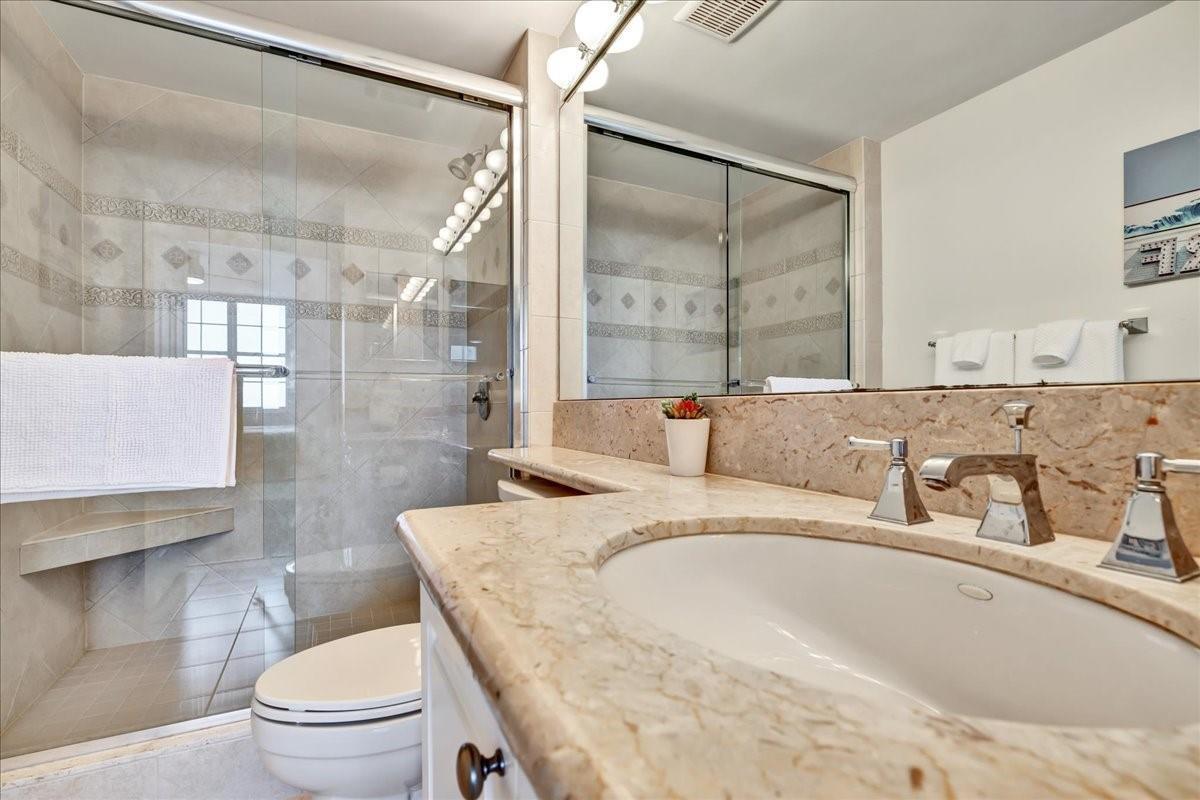651 OKEECHOBEE Boulevard # 801, West Palm Beach FL 33401 photo 3