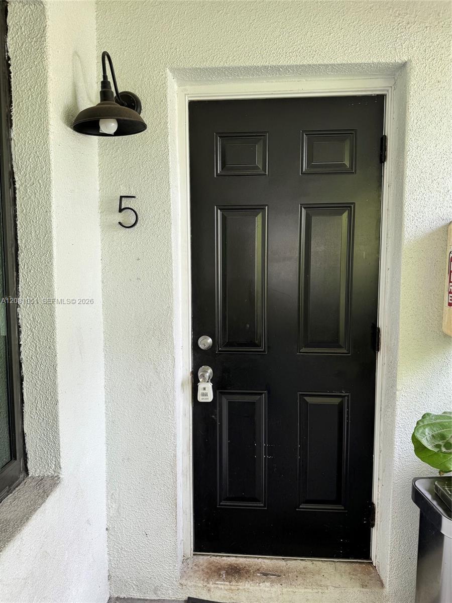 570 NE 69th St # 5, Miami FL 33138 photo 3
