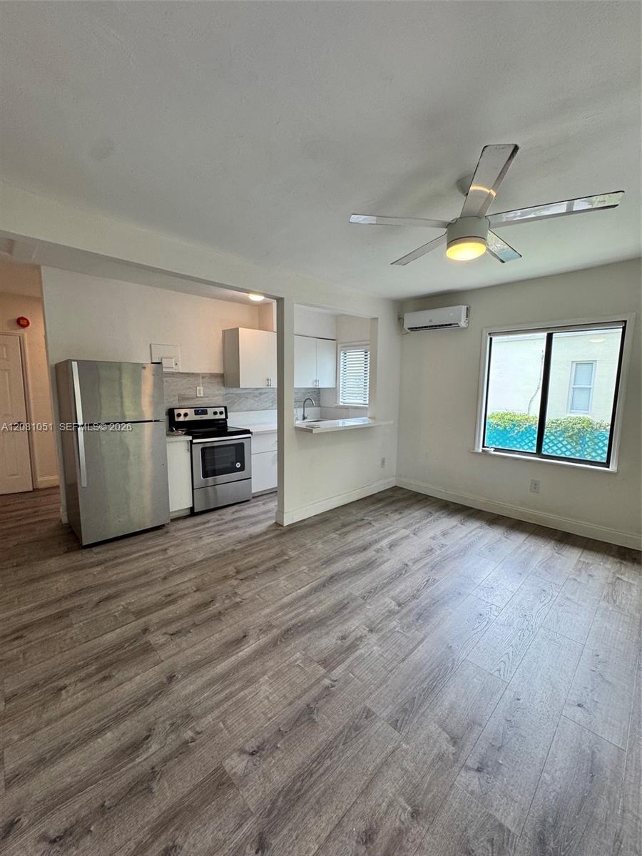 570 NE 69th St # 5, Miami FL 33138 photo 5