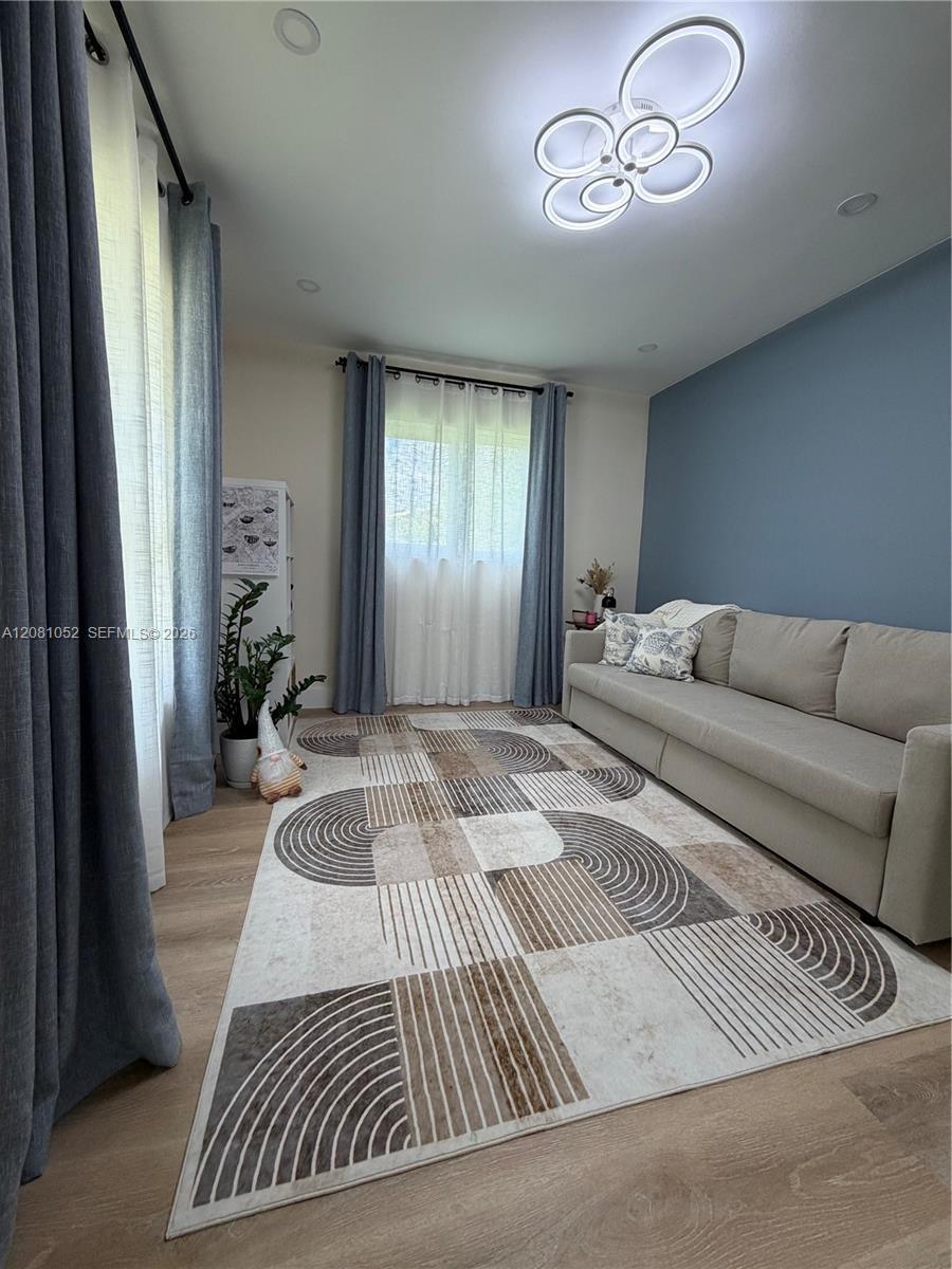 8203 NW 37th St, Coral Springs FL 33065 photo 4