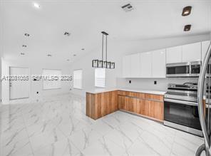 1230 NE 1st Ave, Fort Lauderdale FL 33304 photo 2