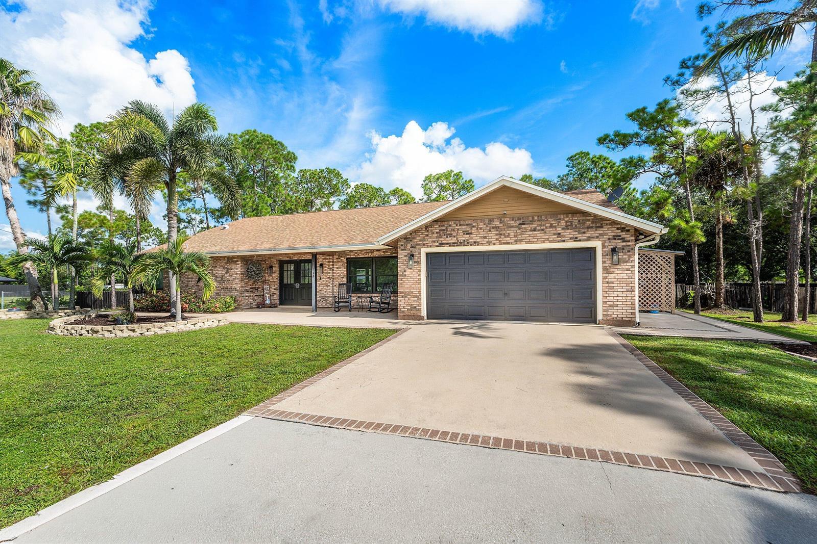 18429 Sycamore Drive W, Loxahatchee FL 33470 photo 4
