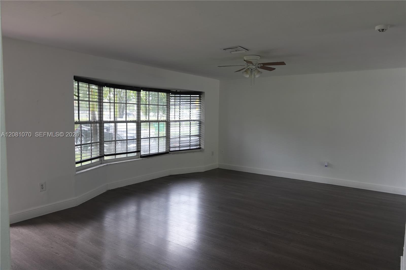 2081 Utopia Dr, Miramar FL 33023 photo 4