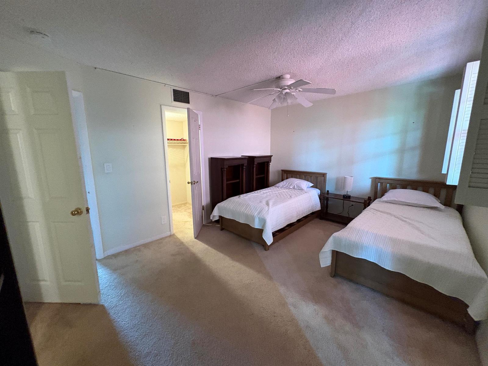 680 TENNIS CLUB Drive # 303, Fort Lauderdale FL 33311 photo 3