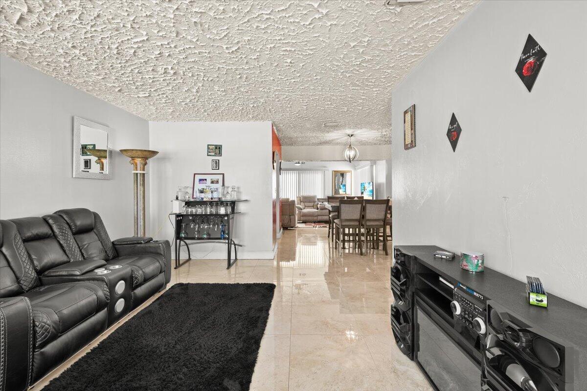 508 NE 2ND Terrace, Deerfield Beach FL 33441 photo 5