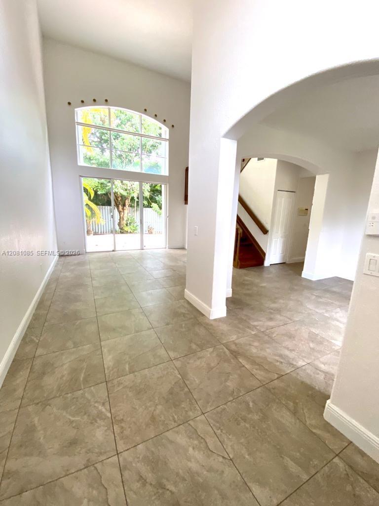9457 NW 47th Ter, Doral FL 33178 photo 3