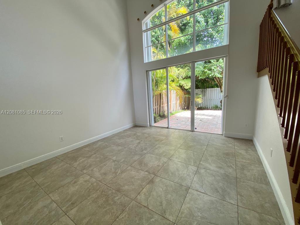 9457 NW 47th Ter, Doral FL 33178 photo 4