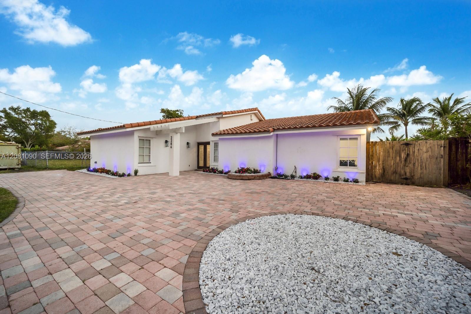 Property at 2286 NE 215th St, Miami FL 33180
