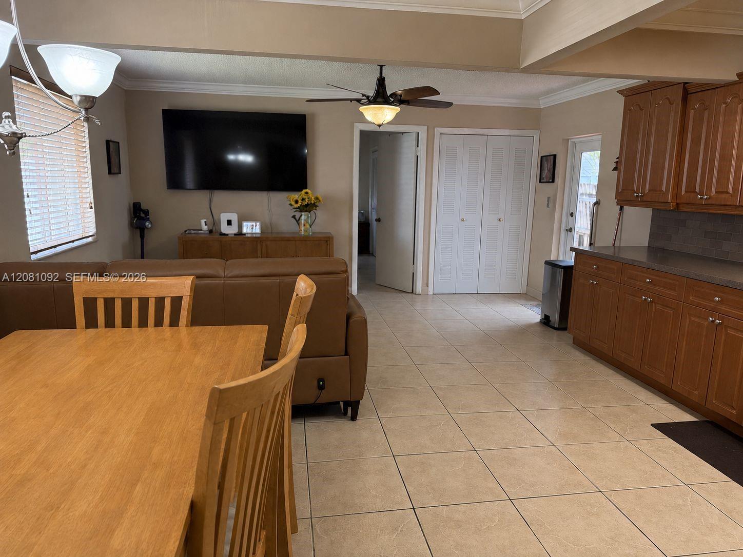Hialeah, FL 33013 photo 5