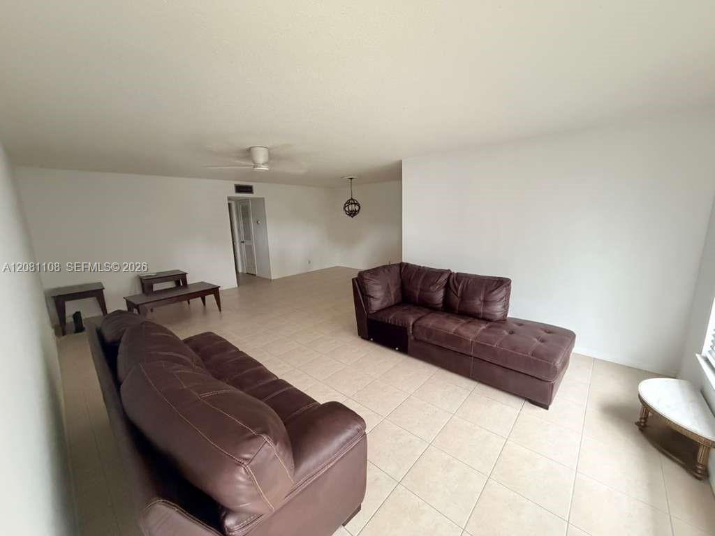 557 High Point Dr # B, Delray Beach FL 33445 photo 2