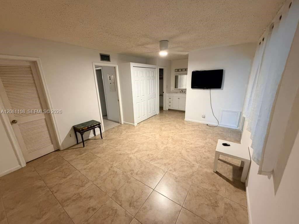 557 High Point Dr # B, Delray Beach FL 33445 photo 5