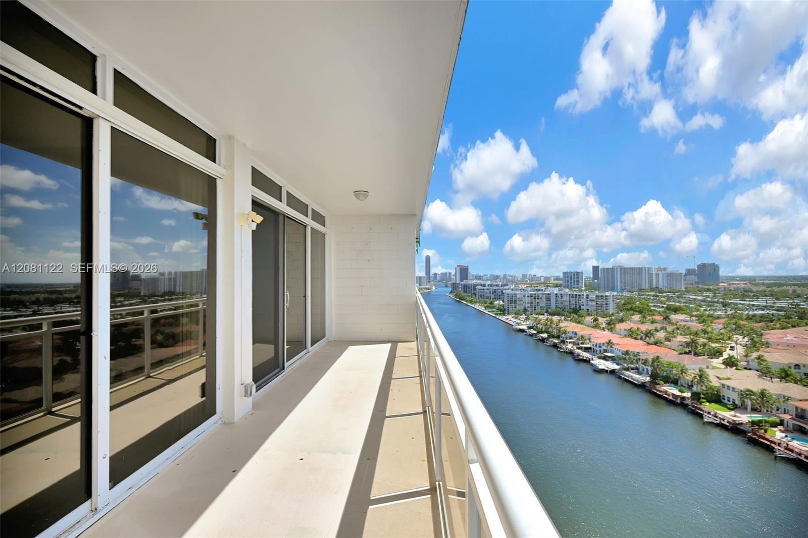 1600 S Ocean Dr, Hollywood FL 33019