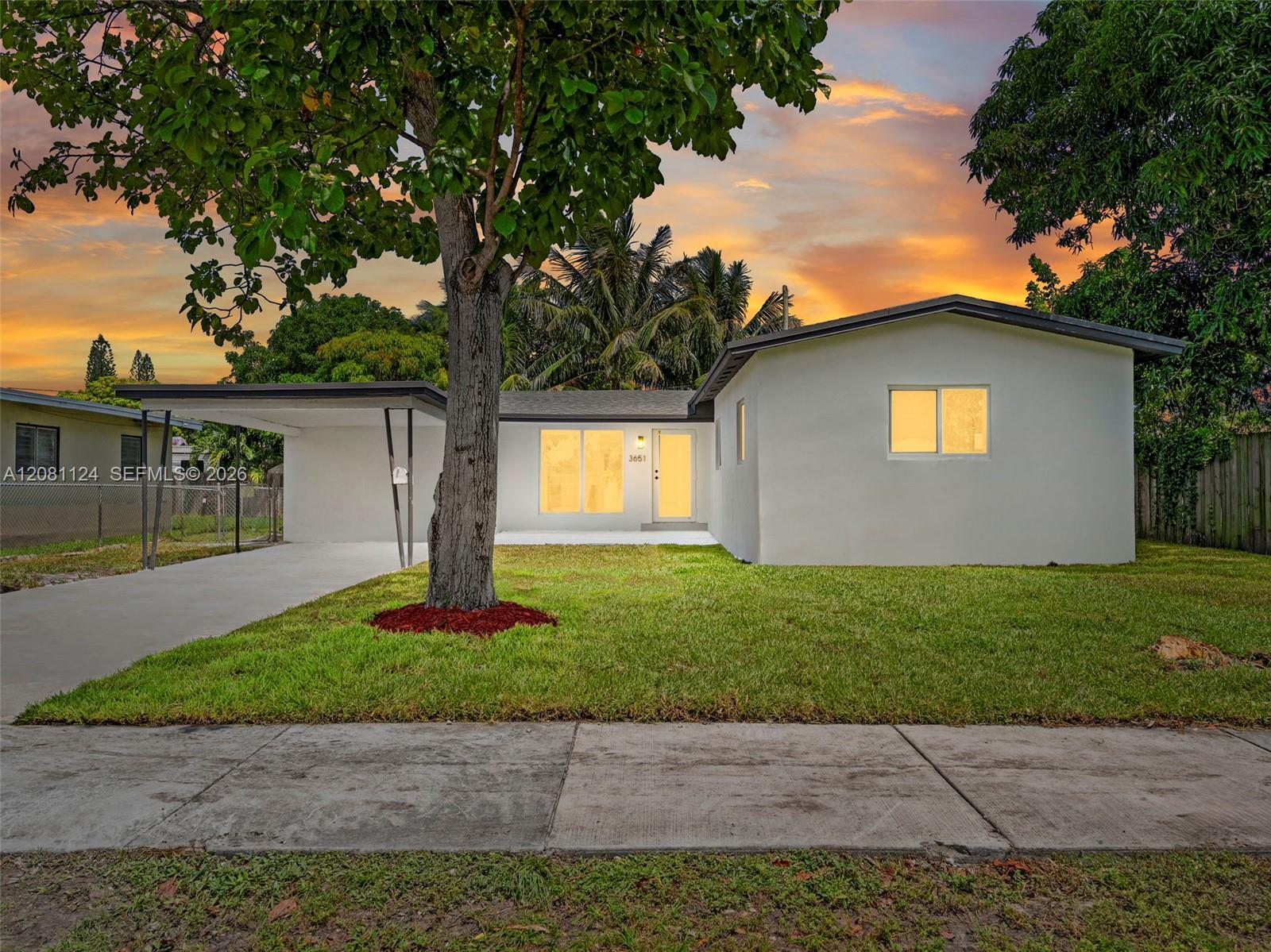 3651 SW 40th Ave, West Park FL 33023 photo 2