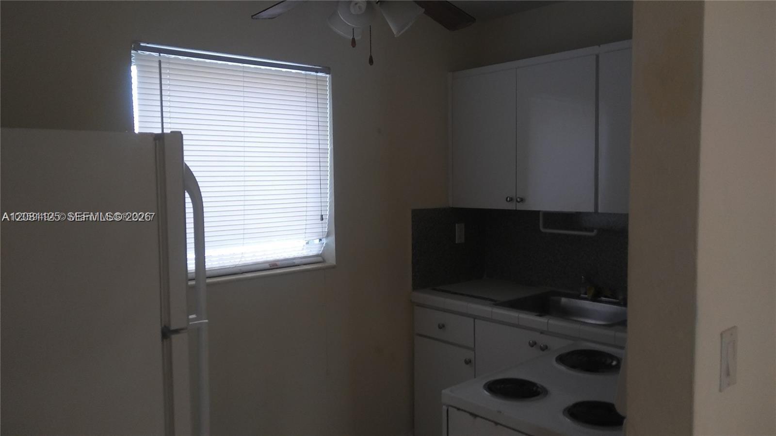 2441 SW 27th Ave # 3, Miami FL 33145 photo 3