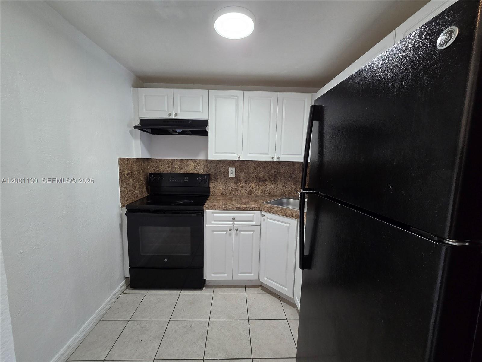 4550 NW 9th St # 310E, Miami FL 33126 photo 3