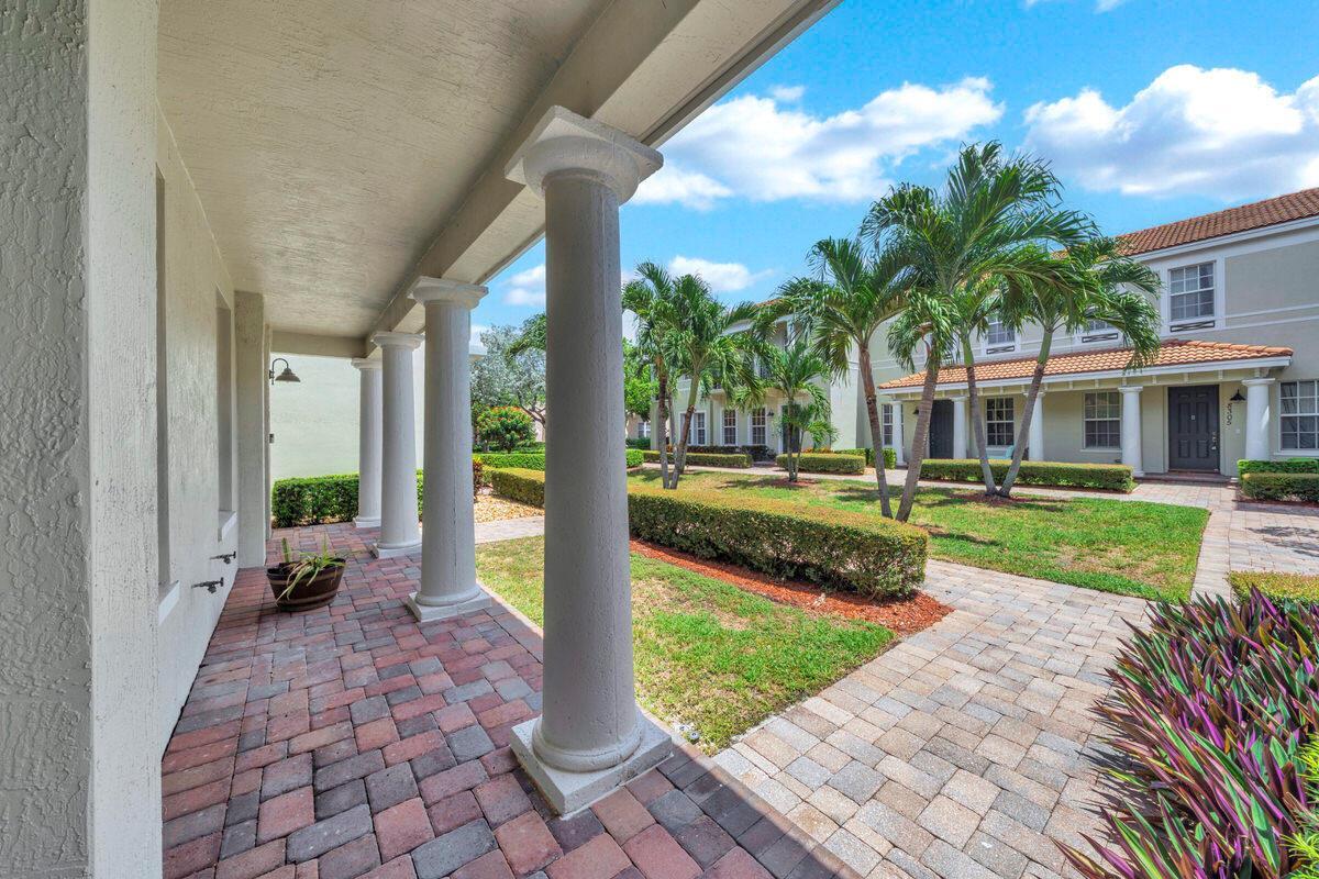 8304 NW 8th Terrace, Boca Raton FL 33487 photo 2