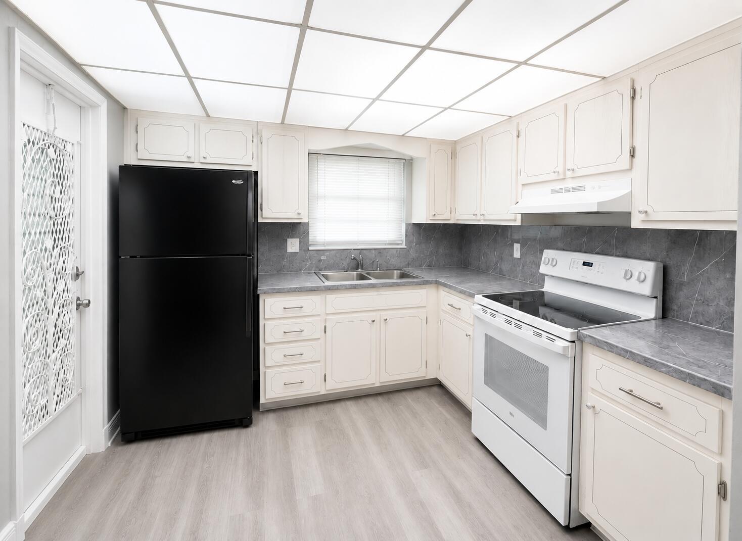 2031 DEWEY Street # 101, Hollywood FL 33020 photo 3