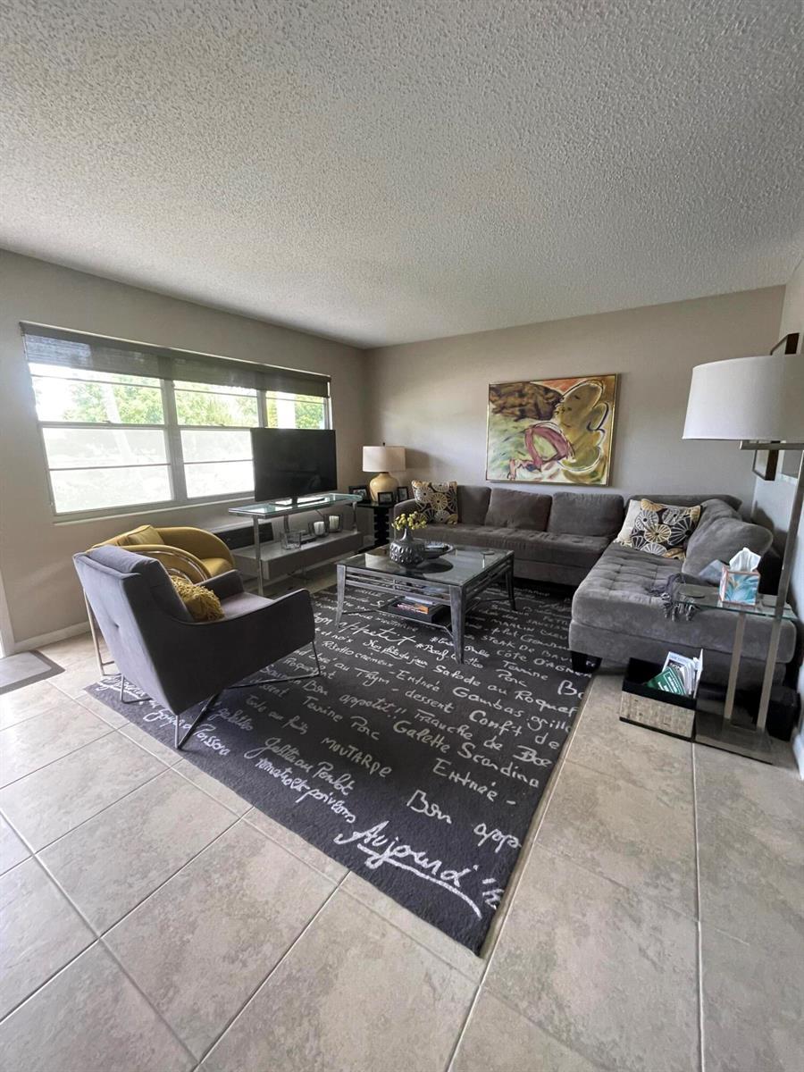 24 OAKRIDGE C # 24, Deerfield Beach FL 33442 photo 3