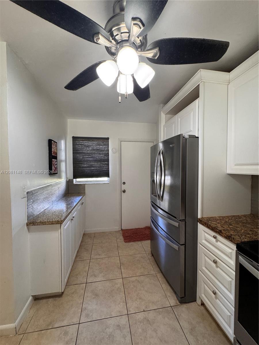 1670 NE 191st St # 3, Miami FL 33179 photo 4