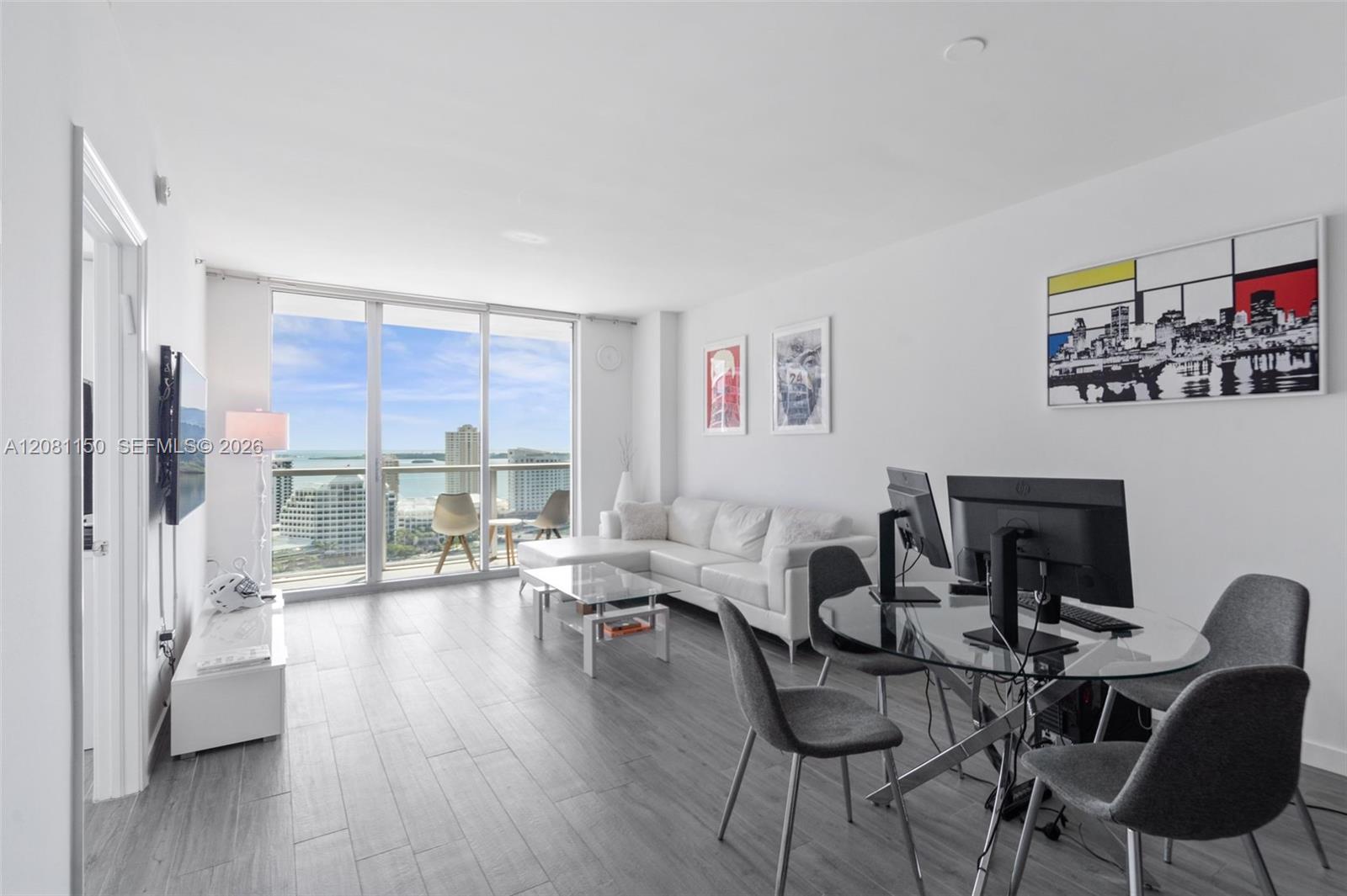 500 Brickell Ave # 3000, Miami FL 33131 photo 4