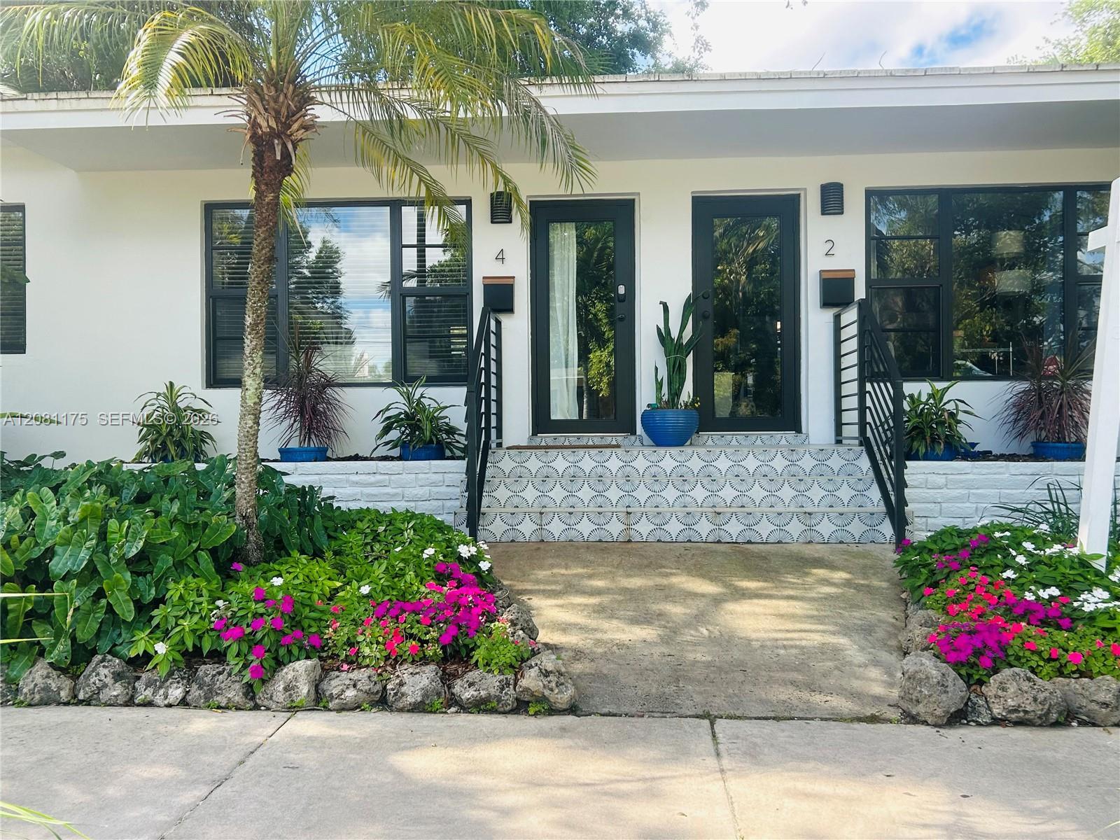 2 NE 44th St, Miami FL 33137