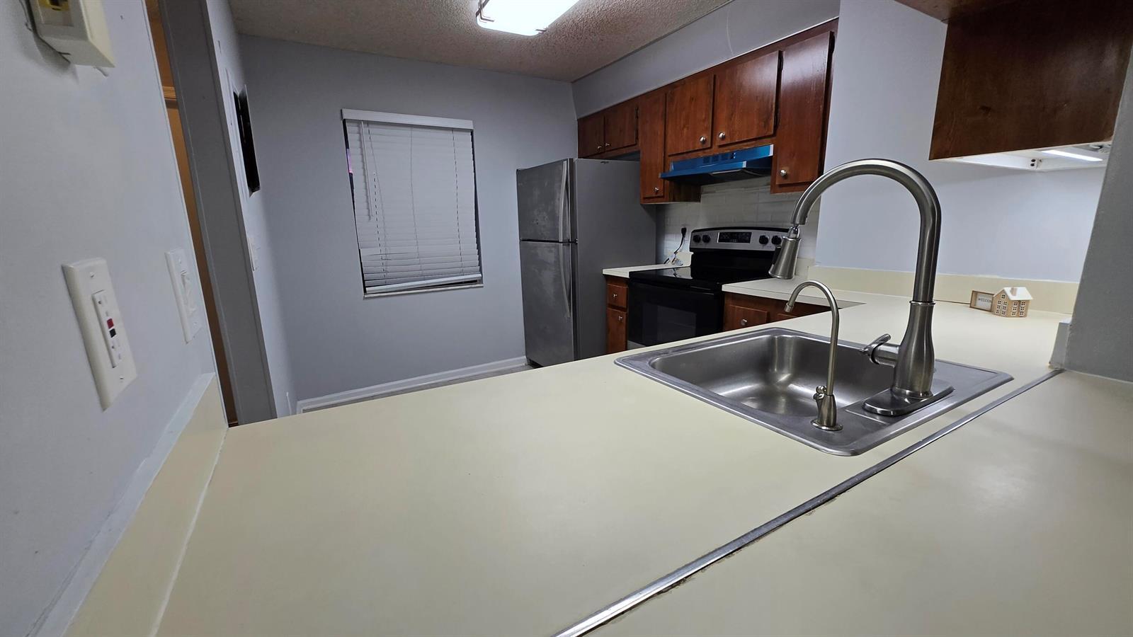 11188 ROYAL PALM Boulevard # 14, Coral Springs FL 33065 photo 3