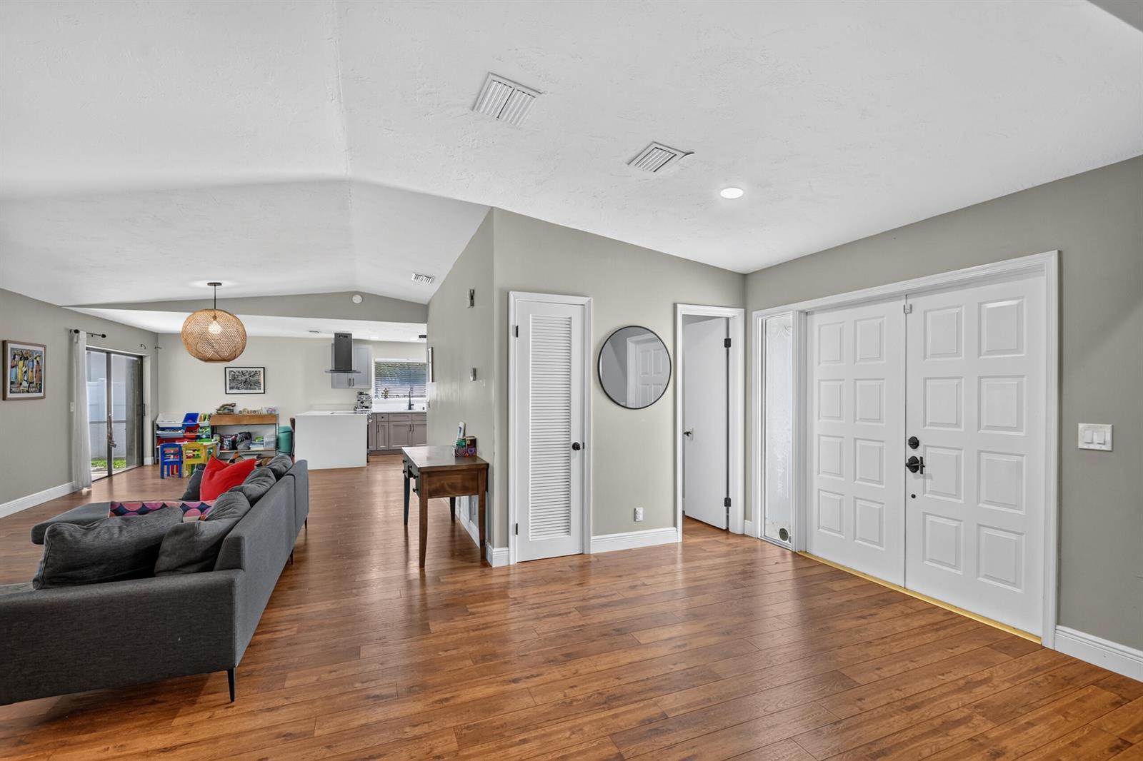 2606 SW 23rd Cranbrook Drive, Boynton Beach FL 33436 photo 4