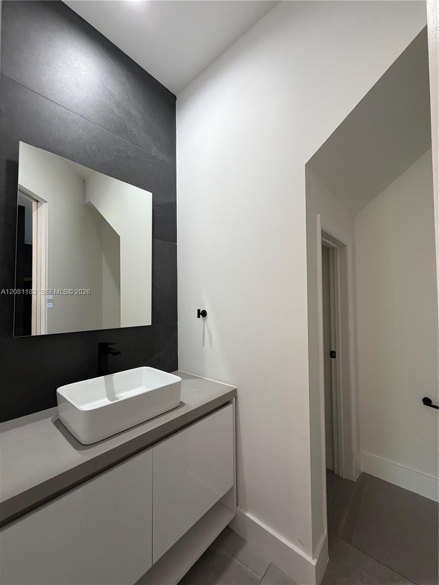 4655 SW 32nd Ave # 2B, Dania Beach FL 33312 photo 5