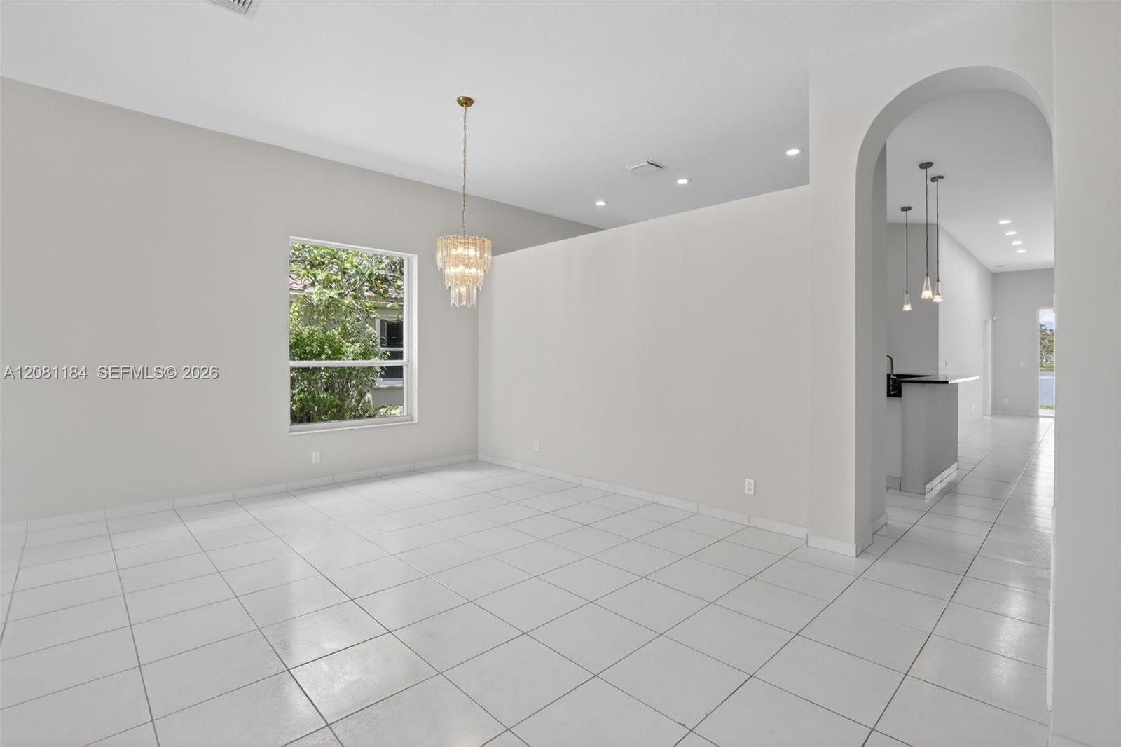 13171 NW 19th St, Pembroke Pines FL 33028 photo 2