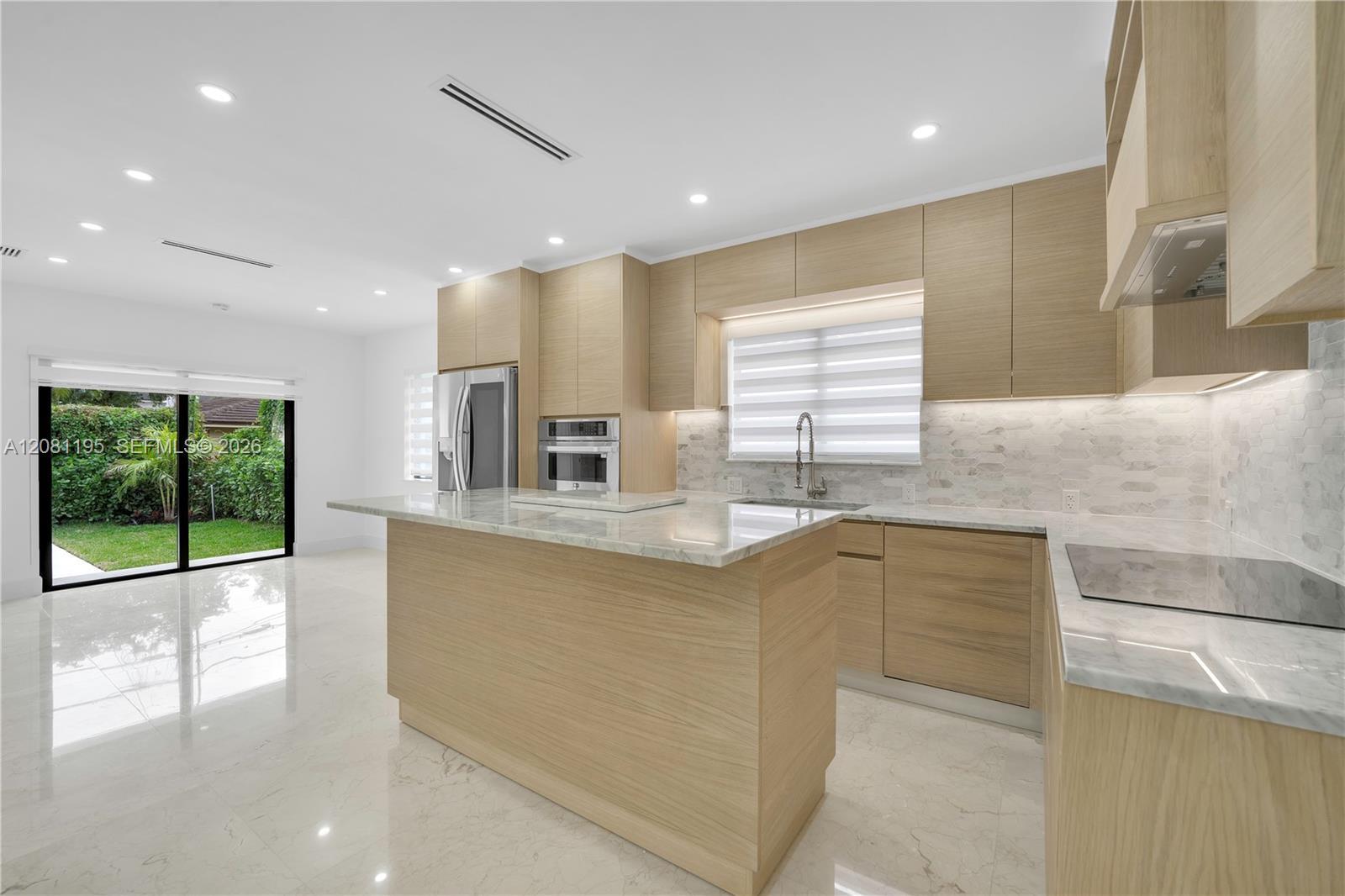 728 Majorca Ave, Coral Gables FL 33134 photo 4