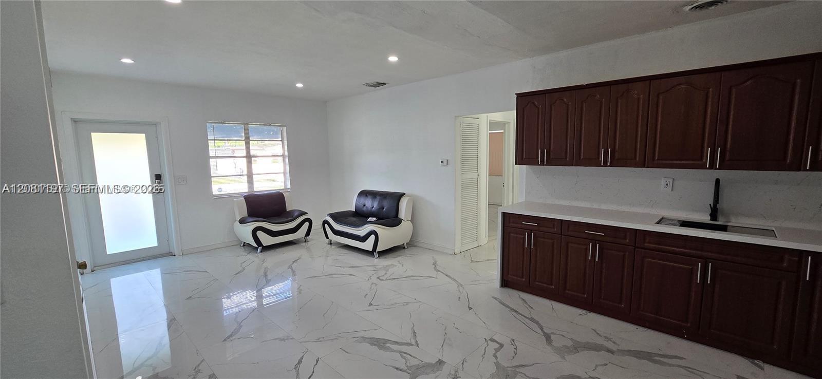12140 SW 218th St, Miami FL 33170 photo 5