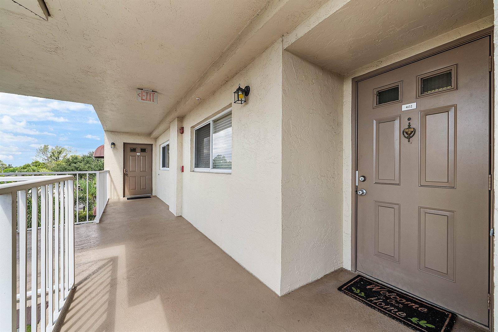 4735 LUCERNE LAKES Boulevard E # 402, Lake Worth FL 33467 photo 4