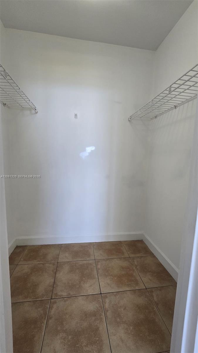 2899 Collins Ave # 1005, Miami Beach FL 33140 photo 4