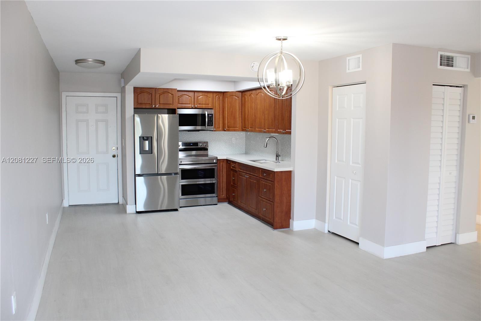 6780 W 2nd Ct # 401, Hialeah FL 33012 photo 2