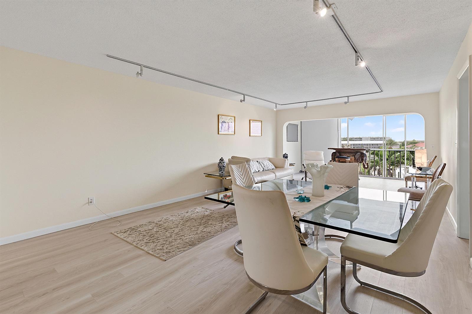907 Marina Drive Unit 306, North Palm Beach FL 33408 photo 4