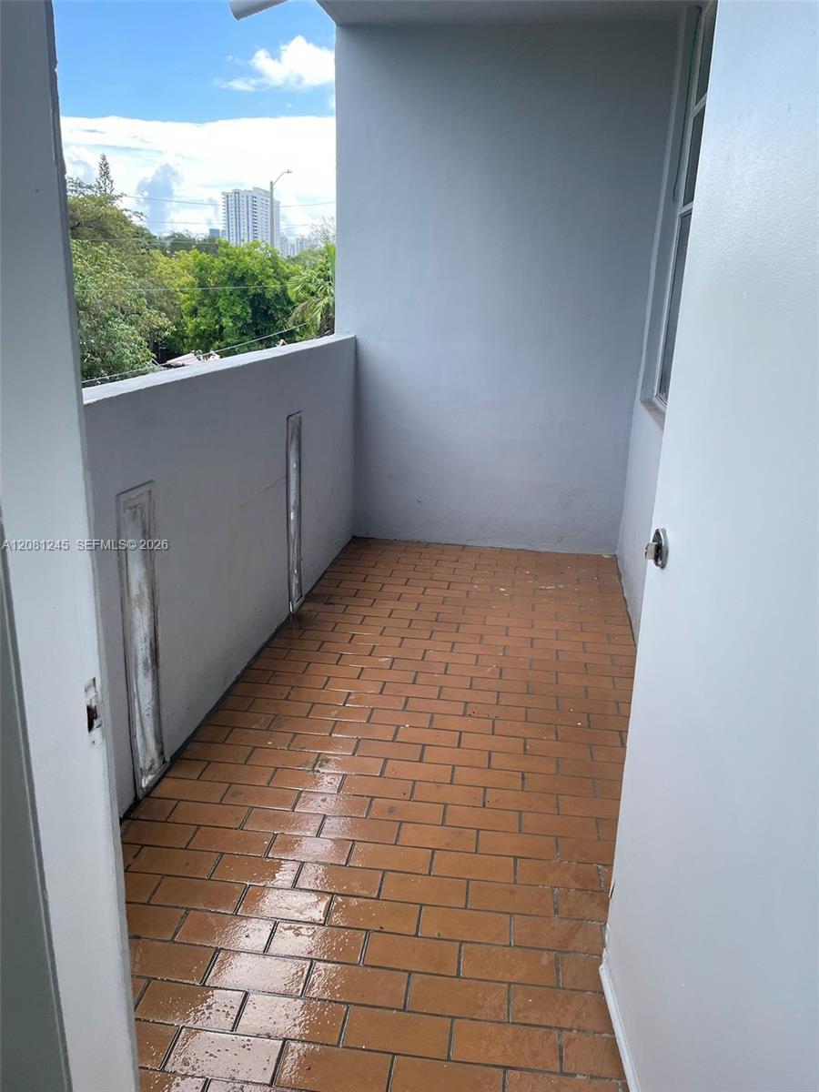2175 NE 170th St # 310, North Miami Beach FL 33162 photo 5