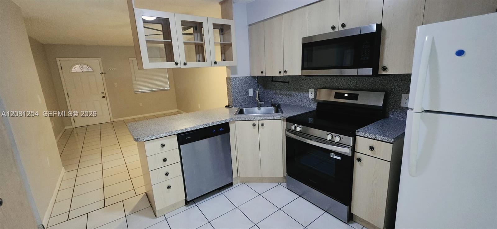5500 W 21st Ct # 204, Hialeah FL 33016 photo 4