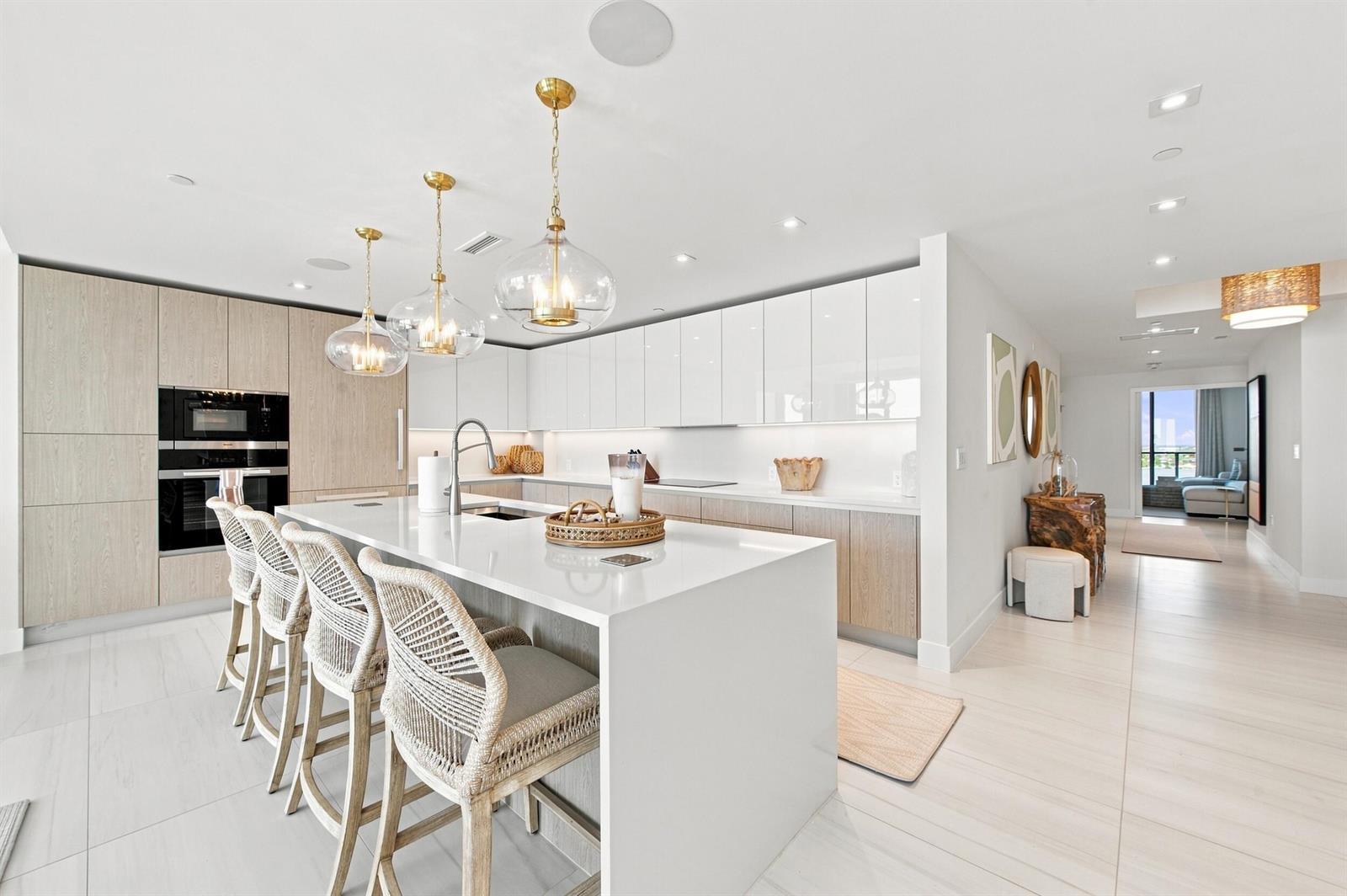 3100 N OCEAN Drive, Singer Island FL 33404 photo 2