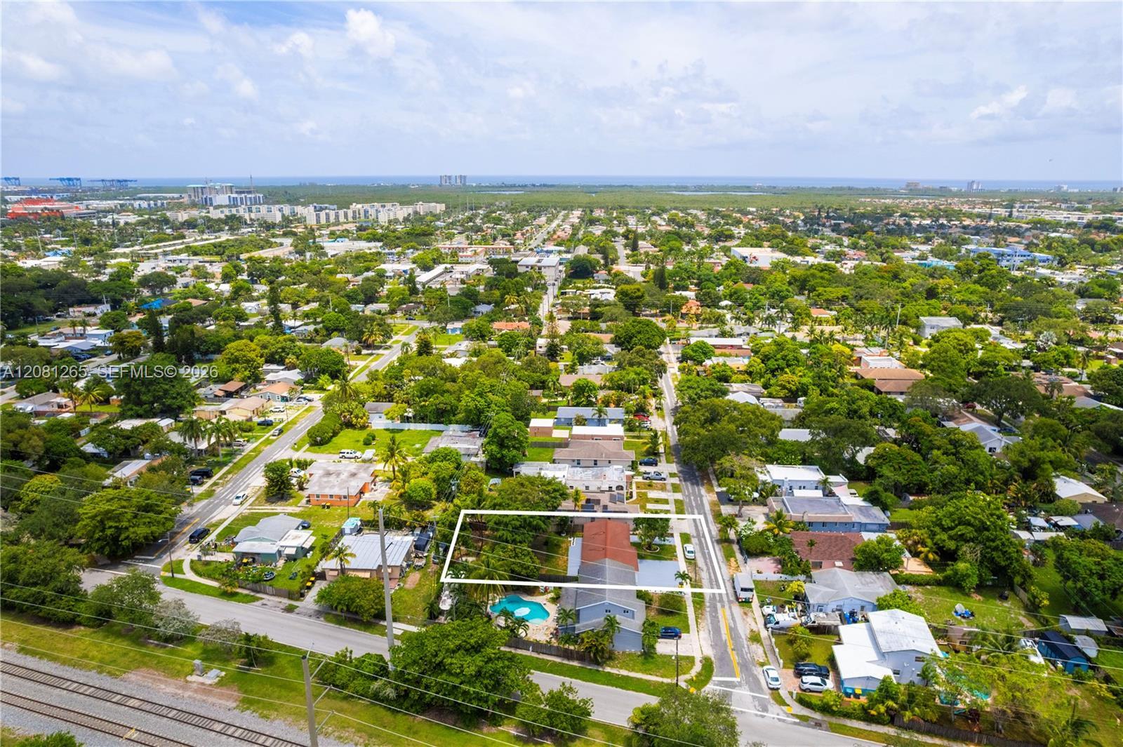 254 SW 4th St, Dania Beach FL 33004 photo 3