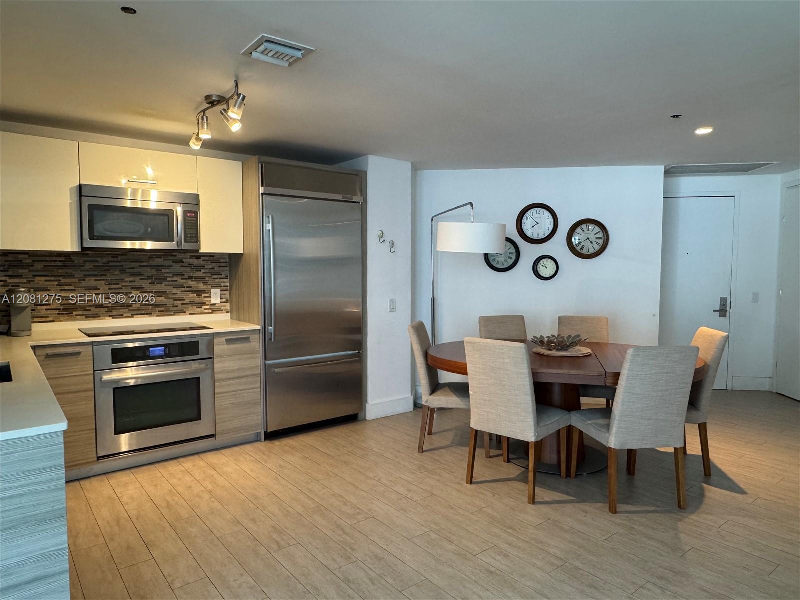 1300 Brickell Bay Dr # 2610, Miami FL 33131 photo 3