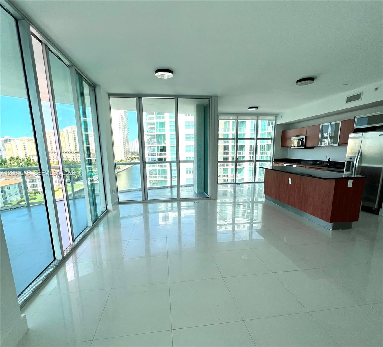 3131 NE 188th St # 801, Aventura FL 33180