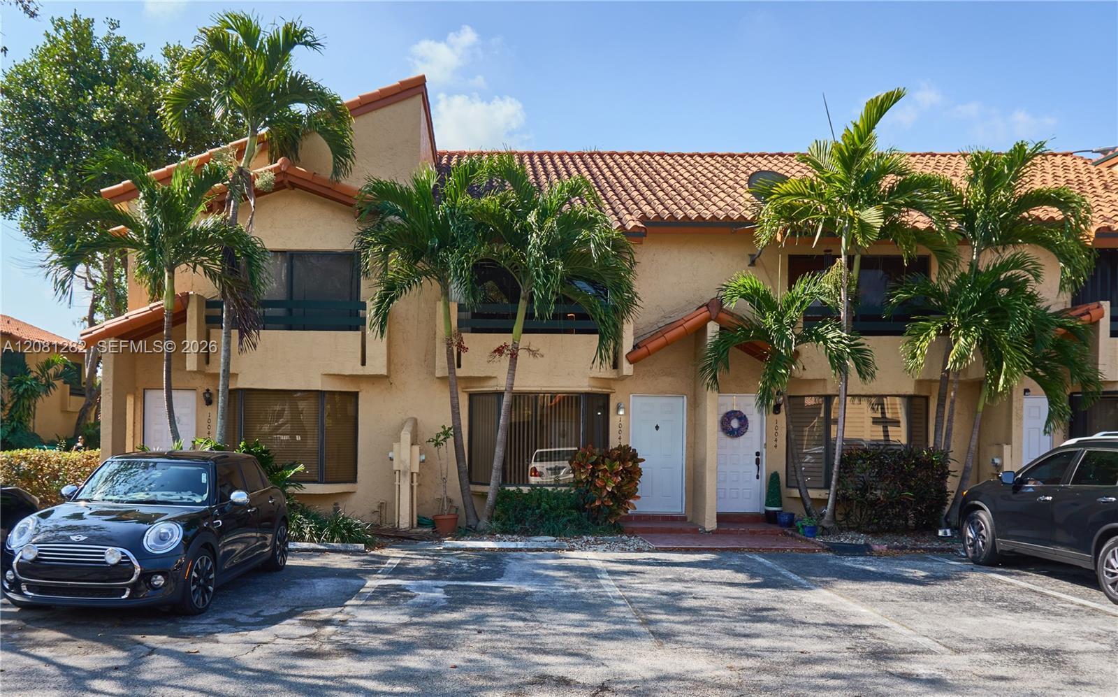 10042 SW 77th Ct, Miami FL 33156