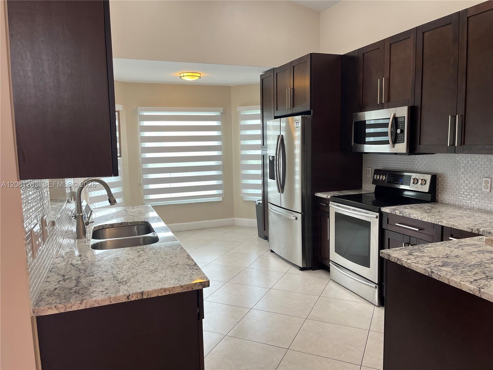 248 NW 47th Ave, Deerfield Beach FL 33442 photo 2