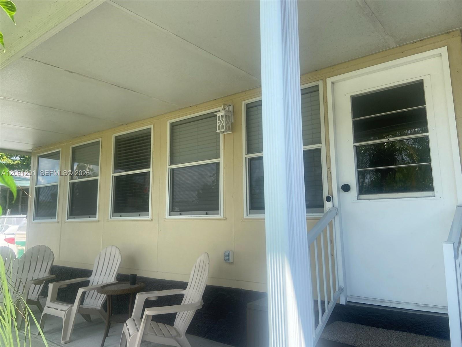 21711 NW 8th Ct, Pembroke Pines FL 33029 photo 2