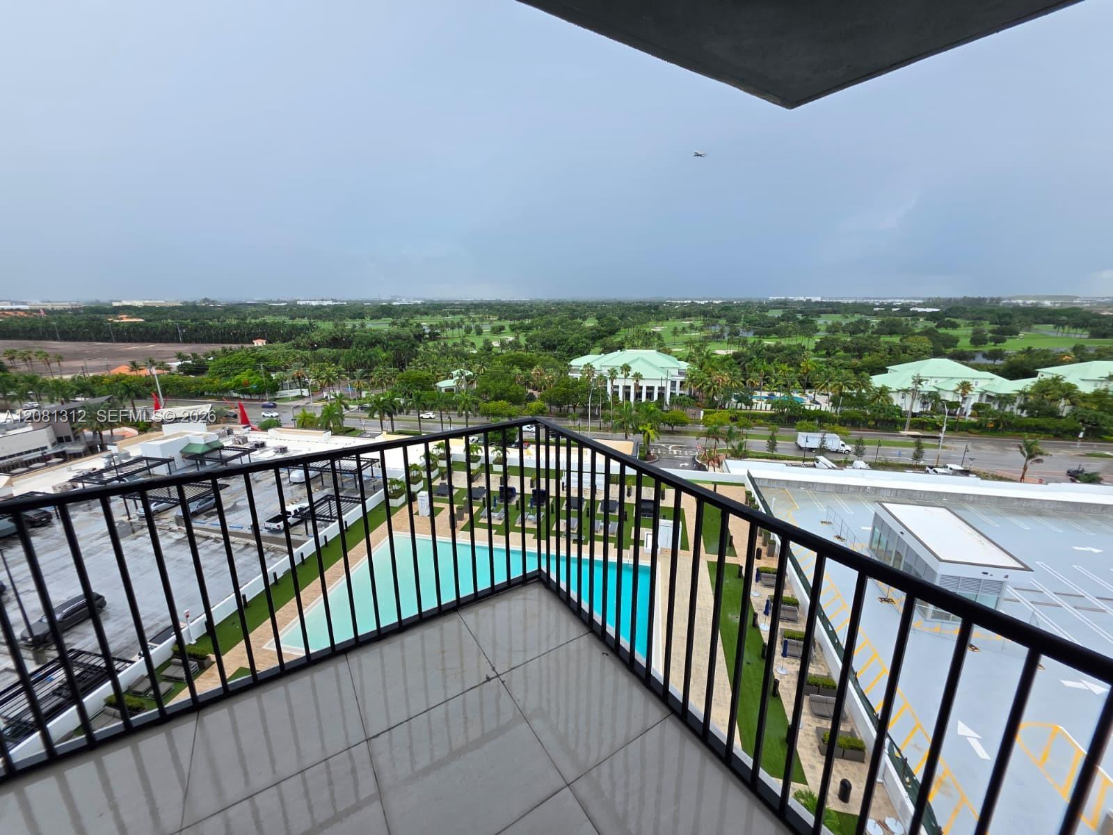 5300 Paseo Blvd # 1014, Doral FL 33166 photo 2