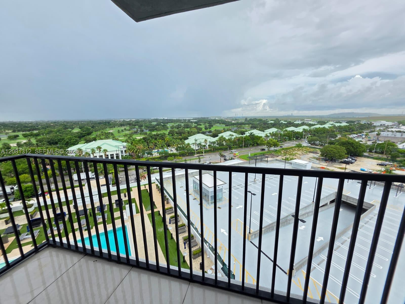 5300 Paseo Blvd # 1014, Doral FL 33166 photo 3
